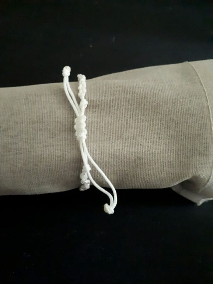 Bracelet en amande bleu, blanc et rouge - photo numéro 2