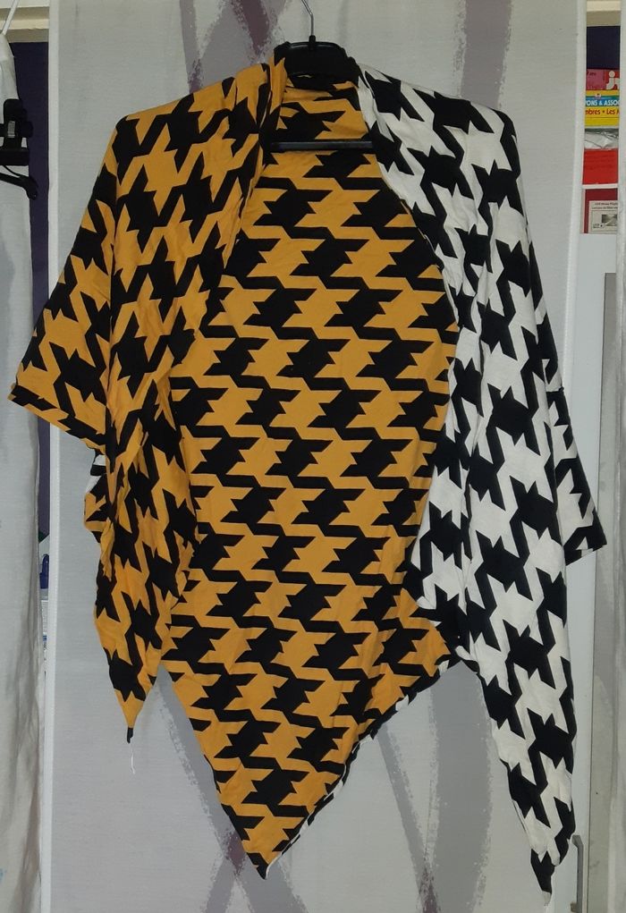 Châle femme Taille unique - photo numéro 3