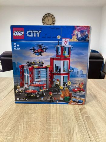 Lego City pompier 60215