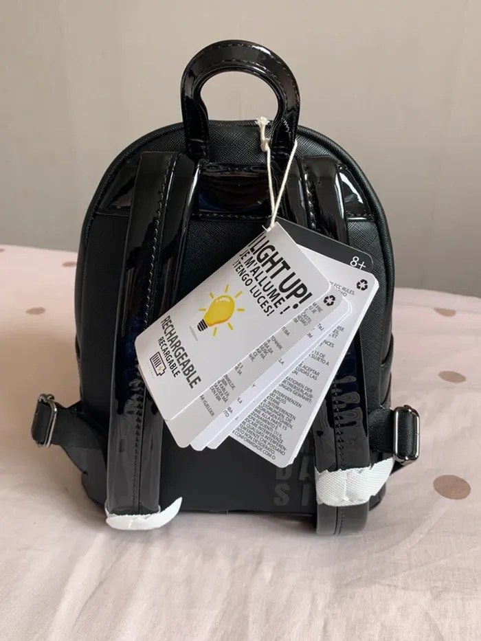 Sac Loungefly Star Wars Dark Vador - photo numéro 3