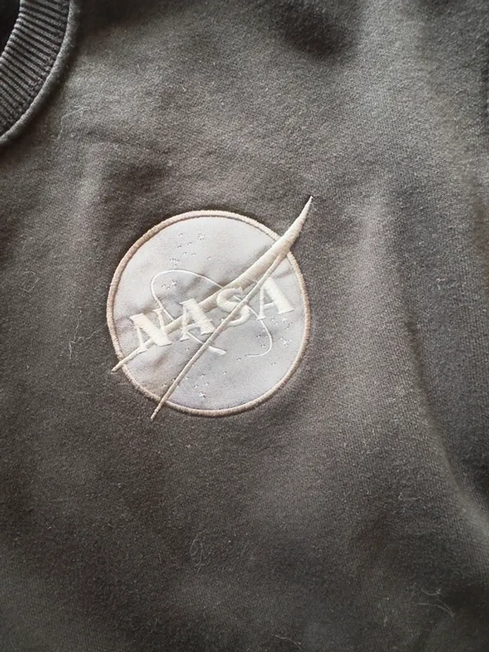 Pull noir nasa - Taille M - photo numéro 3