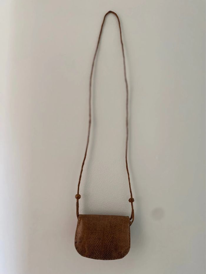 Sac bandoulière venant de Côte d’Ivoire