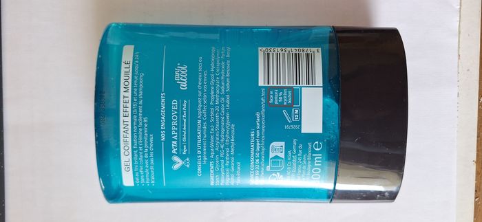 Gel taft 300 ml gel fixation normale doux sur les cheveux et le cuir chevelu - photo numéro 2
