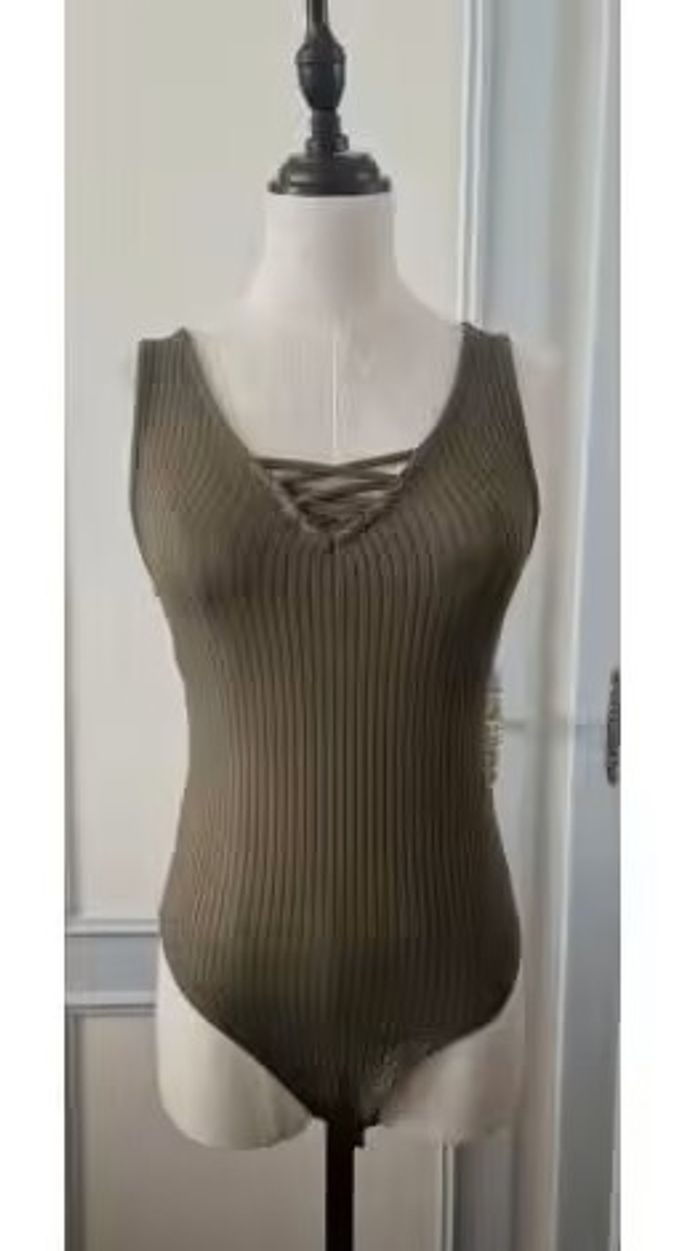 Body Jennyfer, taille M