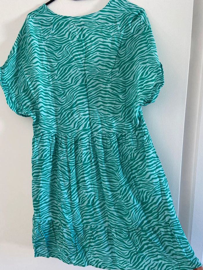 Robe légère taille S - photo numéro 2