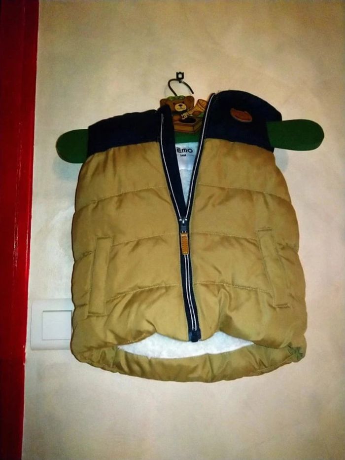 Superbe veste sans manche Gemo très chaude taille 24 mois comme neuve - photo numéro 2