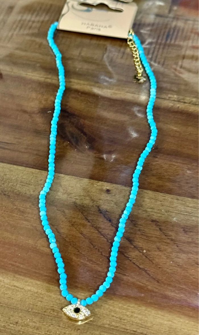 Collier perles naturelles turquoise chaîne réglable œil cristaux habaha Paris