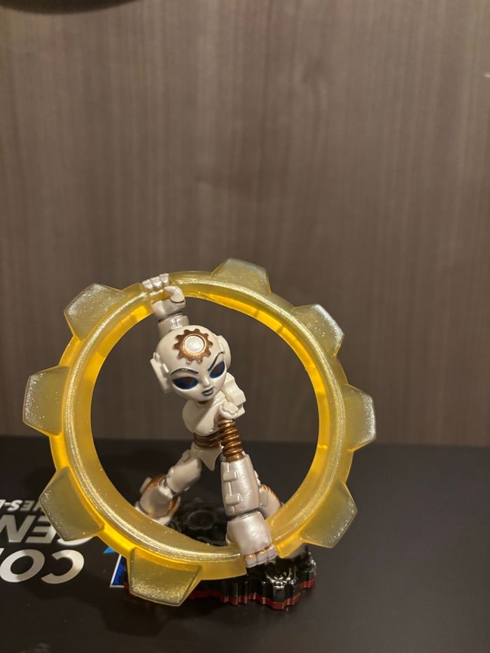 Figurine Skylanders Trap Team Gearshift