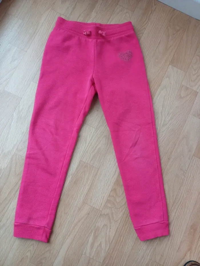 Jogging rose avec coeur