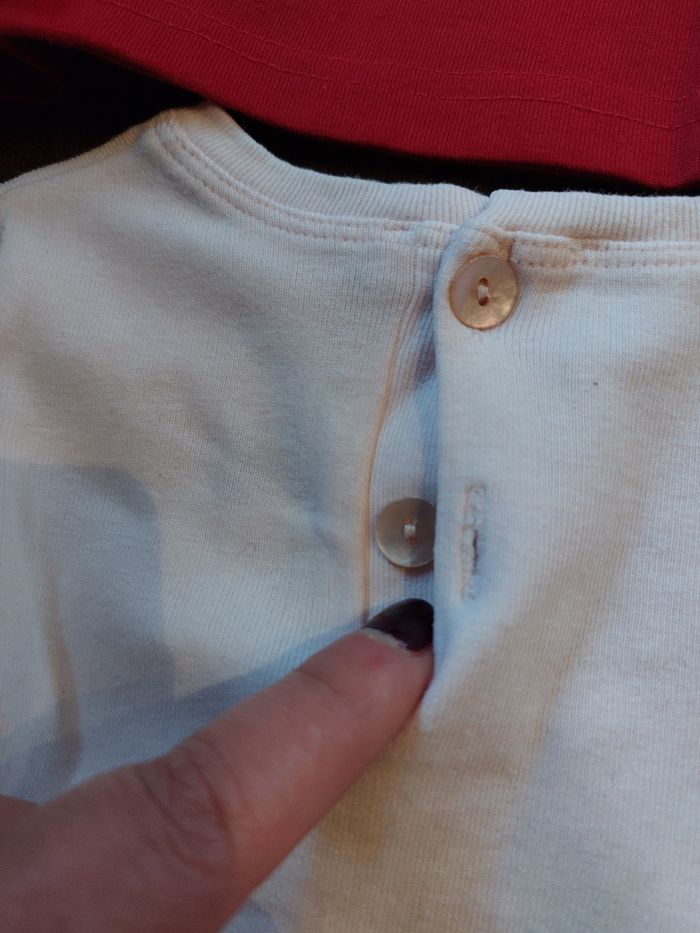 Lots de t-shirts ML 6mois - photo numéro 5