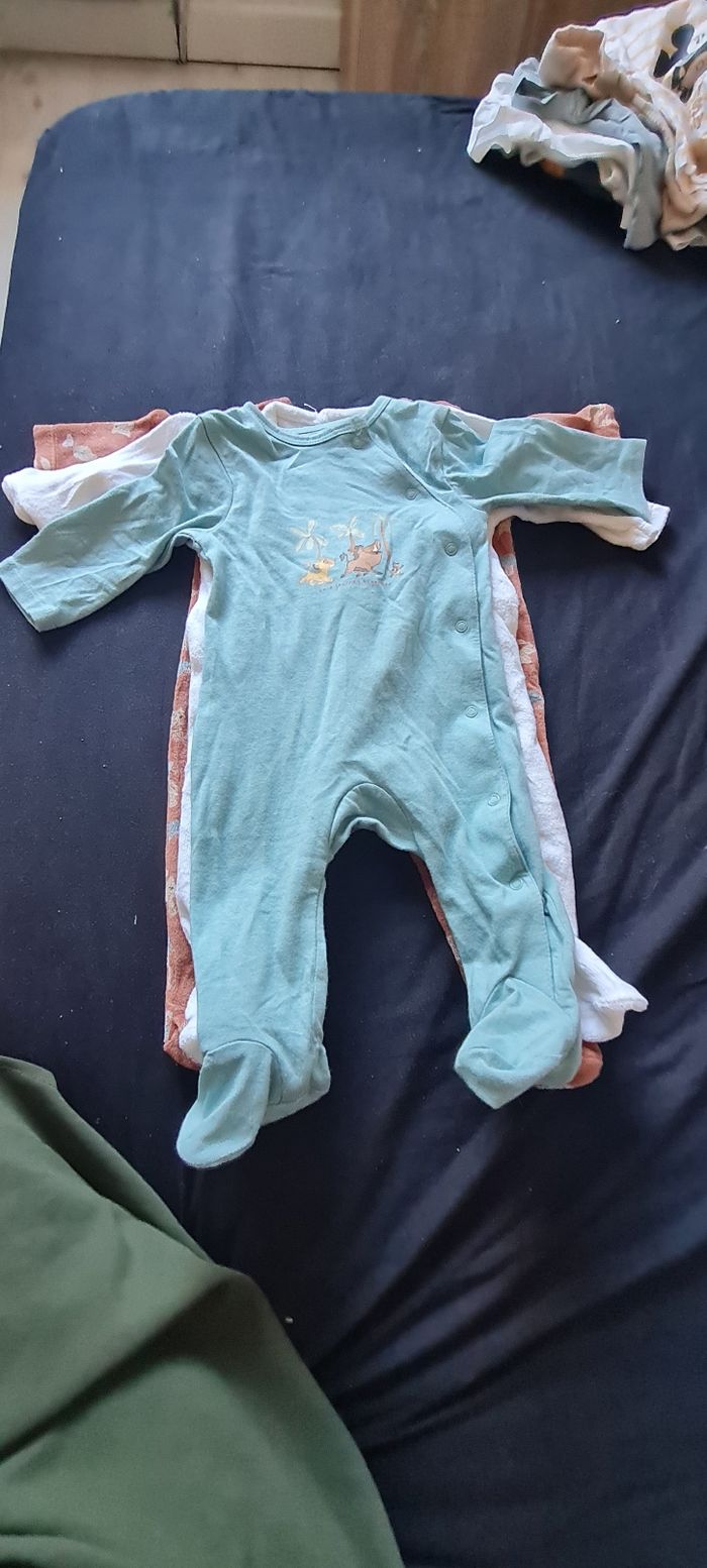 Lot pyjamas 3 mois - photo numéro 4