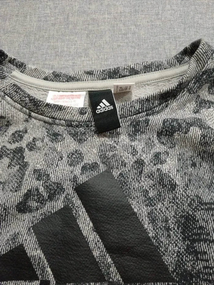 C55 sweat gris Adidas 16 ans - photo numéro 3