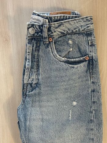 Jean mom stradivarius taille 38