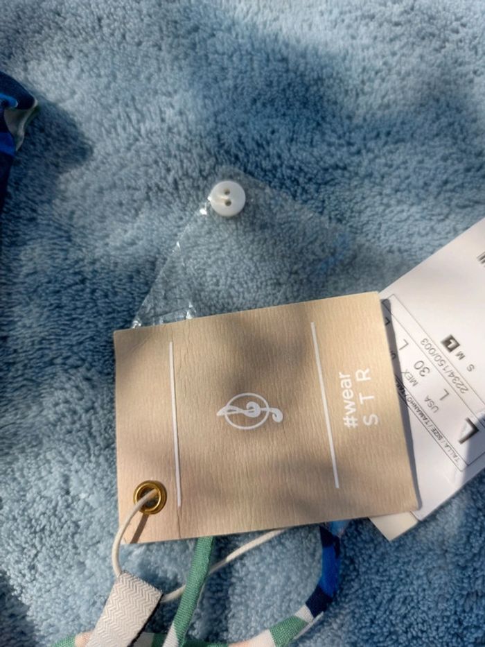 Stradivarius Haut court t.L - photo numéro 7