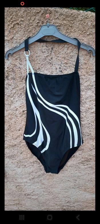 Maillot de bain gainant