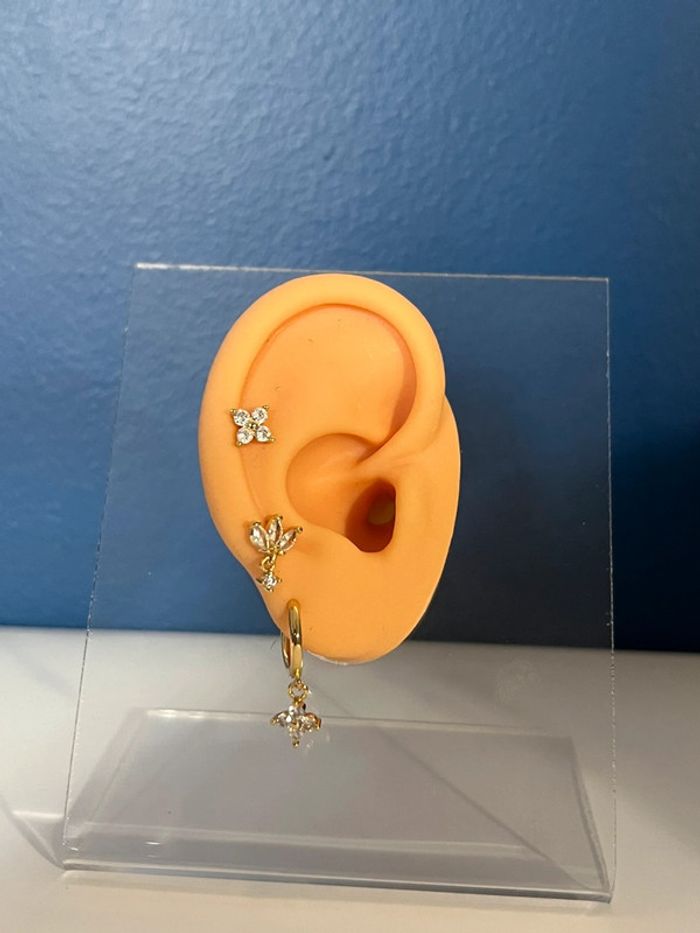 boucle d’oreille en acier inoxydable doré avec strass blanc - photo numéro 2