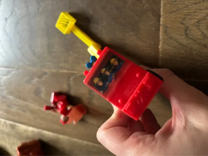 Lot jouets pompiers véhicule sam et figurine très bon état - photo numéro 3