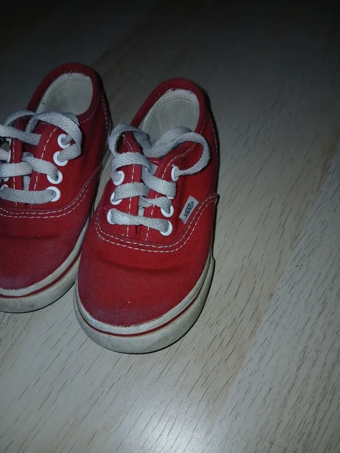 Paire de Vans basse rouge P22 - photo numéro 2