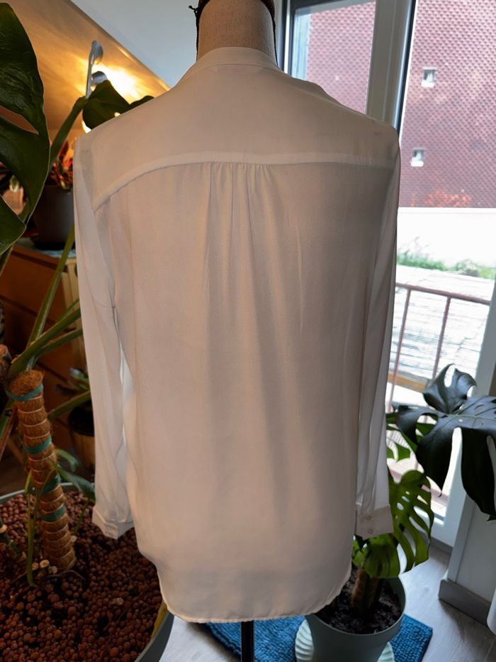 Deux chemises dentelle - photo numéro 7