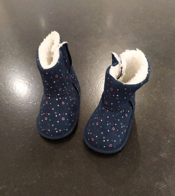 Bottines souples fille bleu marine taille 18 Tissaia