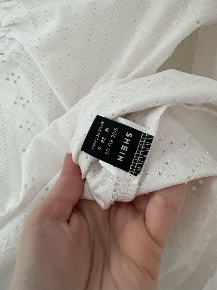 Haut SHEIN taille M - photo numéro 3