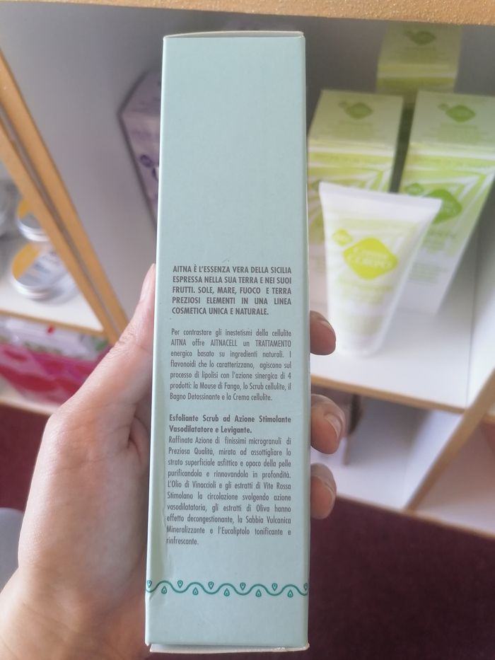 Gommage corps anti-cellulite à base d’ingrédients naturels - Label AIAB - Aitna Essenze Vulcaniche - photo numéro 3