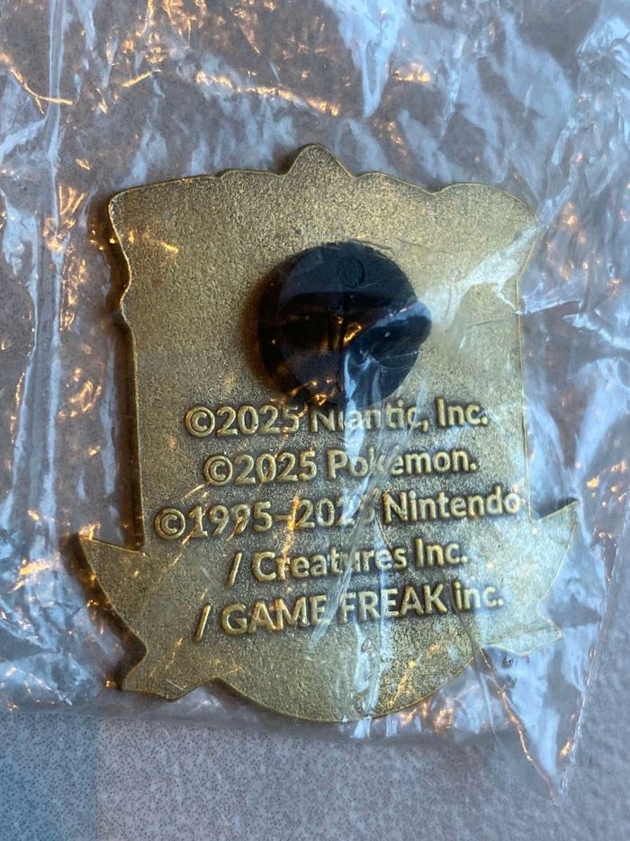 Pin's' - photo numéro 5