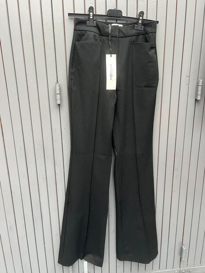 Superbe pantalon noir morgan neuf taille 34