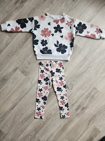 Ensemble legging sweat shirt fleuris 2/3ans