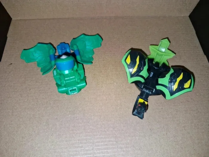 Lot de 2 bakugan - photo numéro 2
