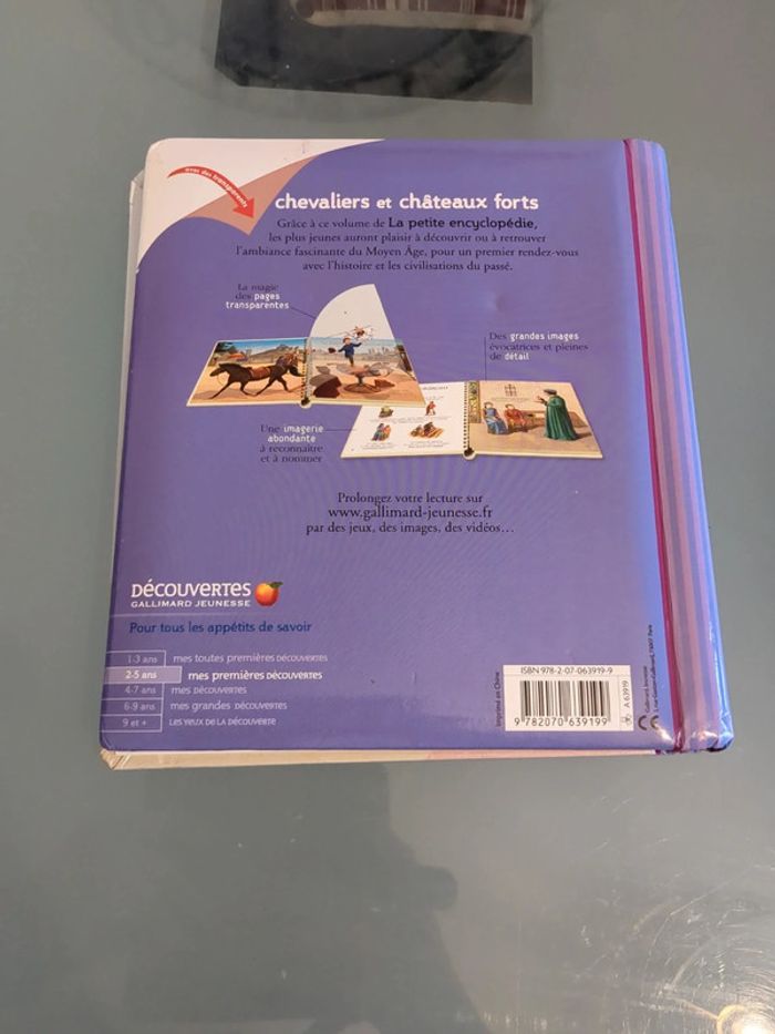 Livre encyclopédie les chevaliers et châteaux forts - photo numéro 4