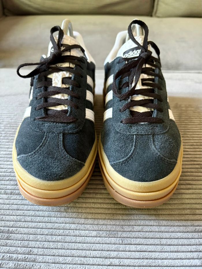 Chaussures adidas gazelle bold noires et blanches / taille 38 - photo numéro 2