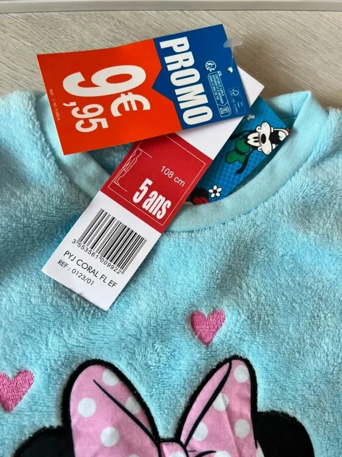 Pyjama chaud Minnie 5 ans neuf - photo numéro 2