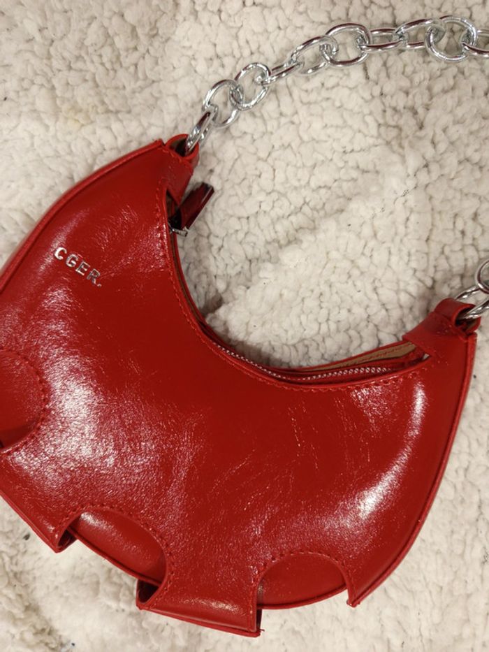 🔝 Petit sac a main rouge vernis Shein CGER. avec chaîne argentée - photo numéro 2