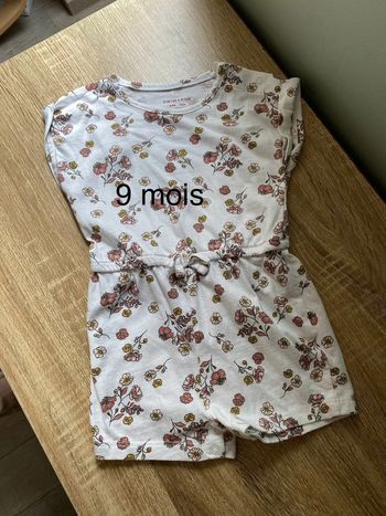 Combi short fleurie neuve - 9 mois