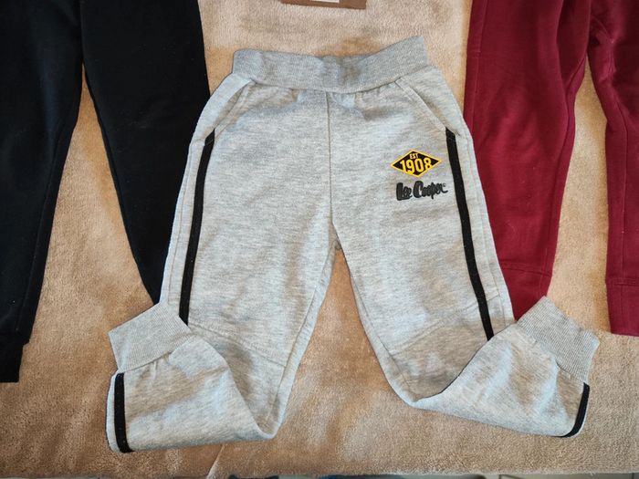 Lot de 3 joggings 4 ans - photo numéro 3