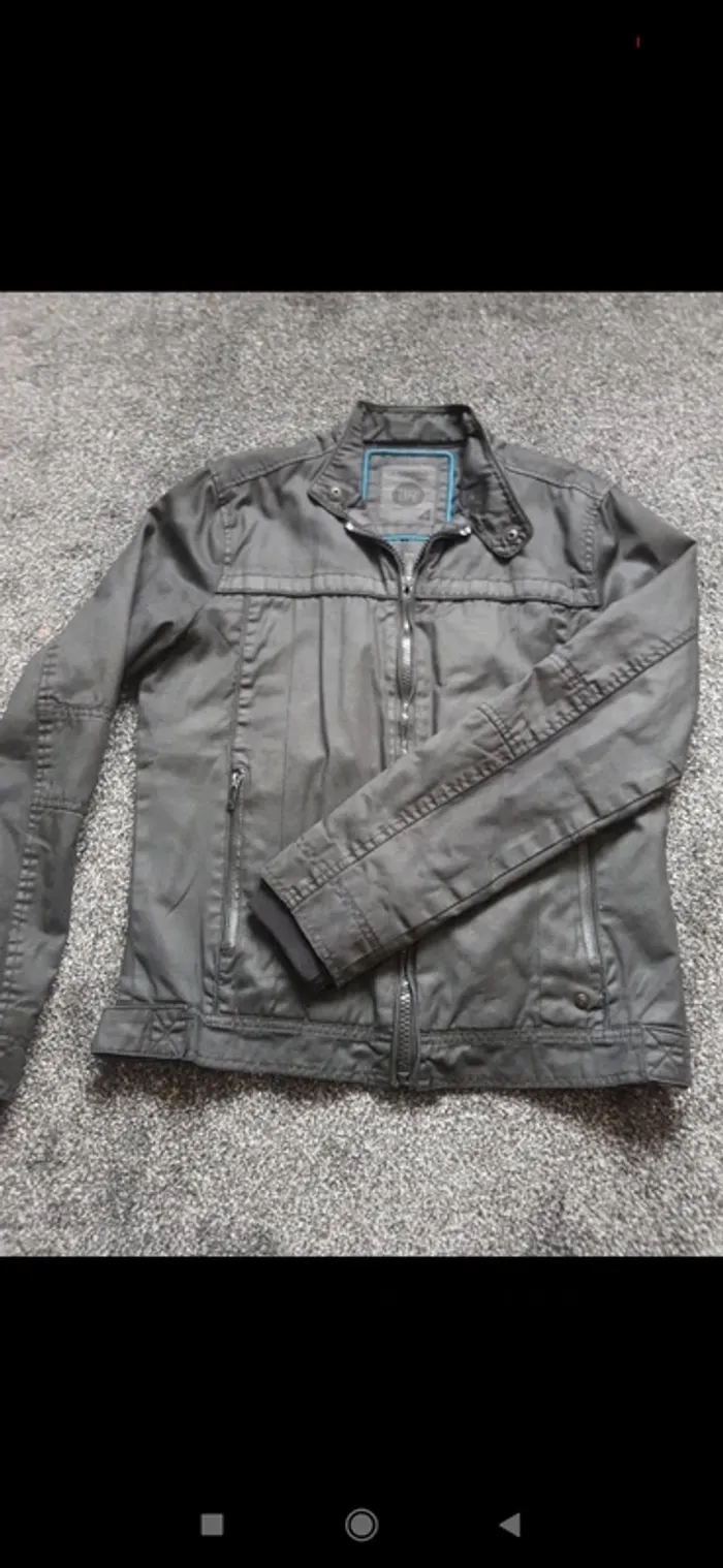 Veste/ Blouson  
Bonobo
 taille S
 Noir