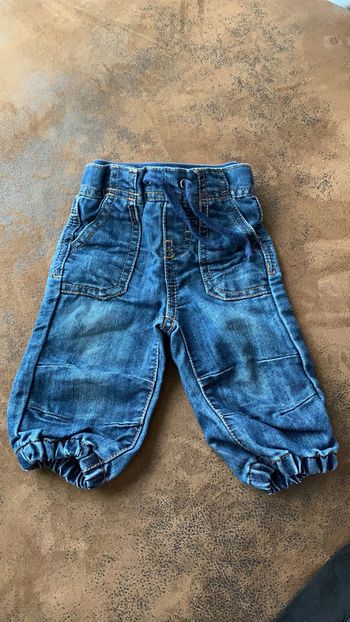 Jean tape à l’œil bleu 3 mois