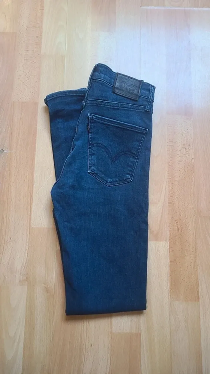 Jeans Levi's Mile High Rise Super Skinny W25 L32