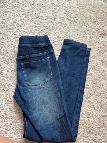 pantalon jegging imitation jean Gemo taille 10 ans