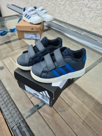 Baskets adidas
