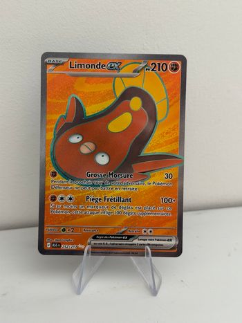 Carte Pokémon héros transcendants Limonde FA 252/217