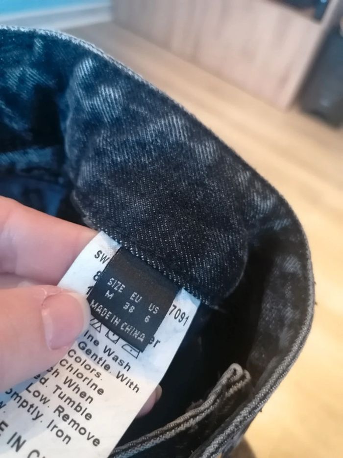 Short jean noir - photo numéro 3