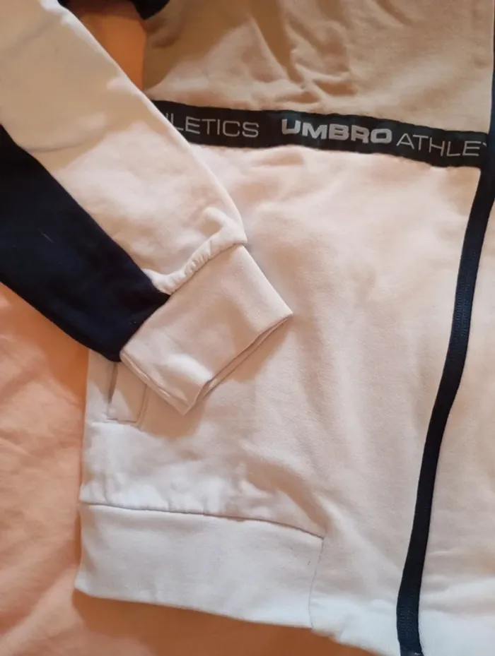 Veste de survêtement 10ans Umbro - photo numéro 2