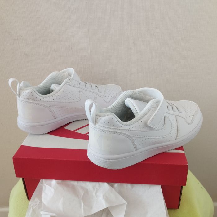 basket Nike Neuf enfant 28 - photo numéro 4