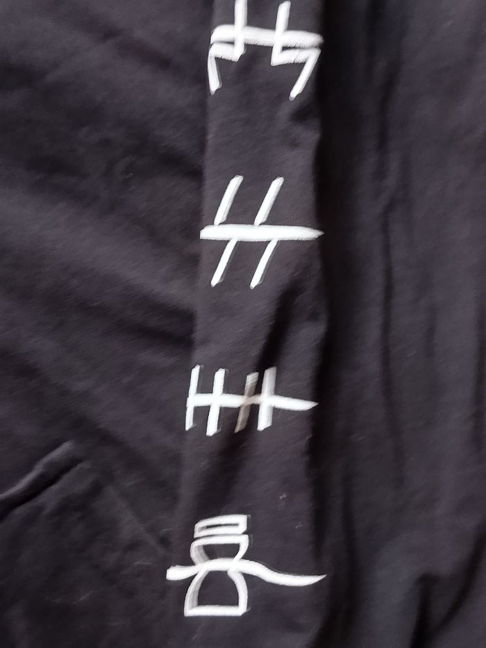 Pull Itachi - photo numéro 6