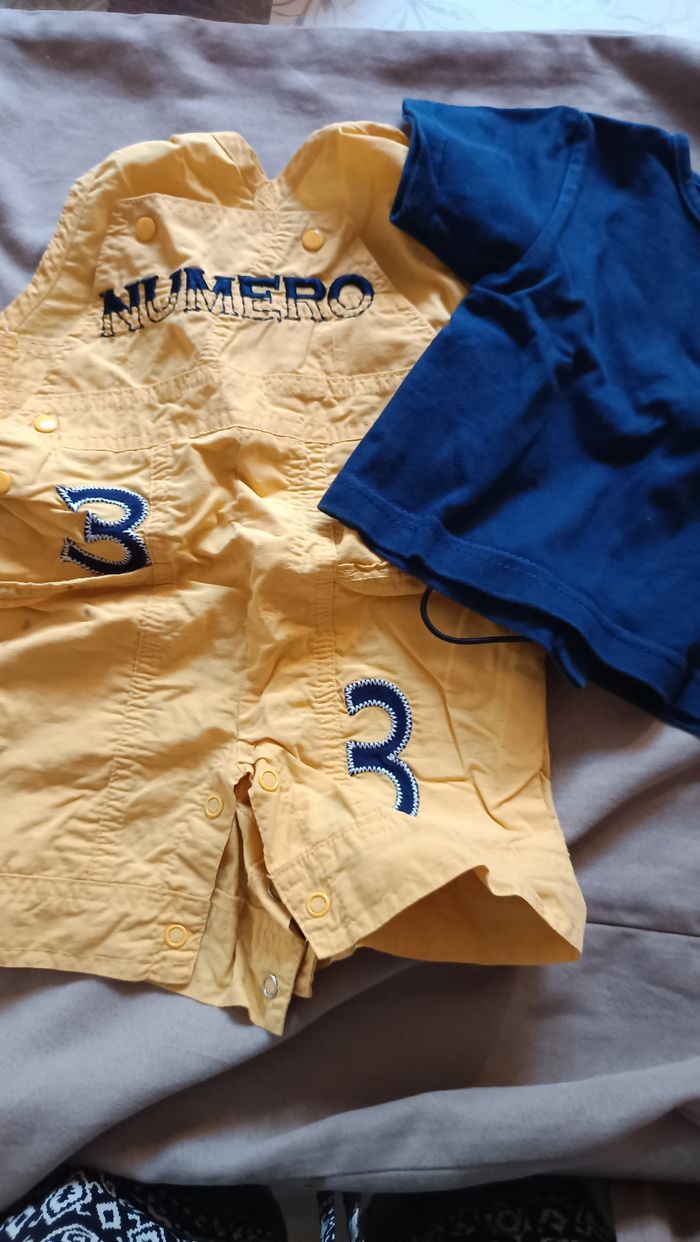 Salopette orchestra et tee shirt