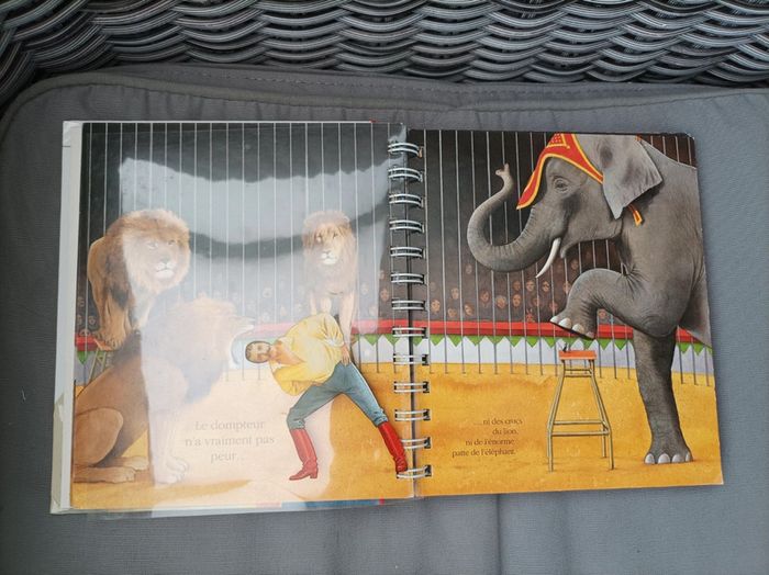 Livre " le cirque" - photo numéro 8