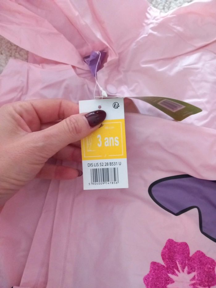 Magnifique imperméable stitch 3 ans - photo numéro 4