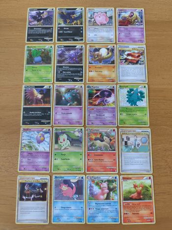 Lot 20 cartes Pokémon vintage HeartGold SoulSilver HGSS Indomptable Déchaînement